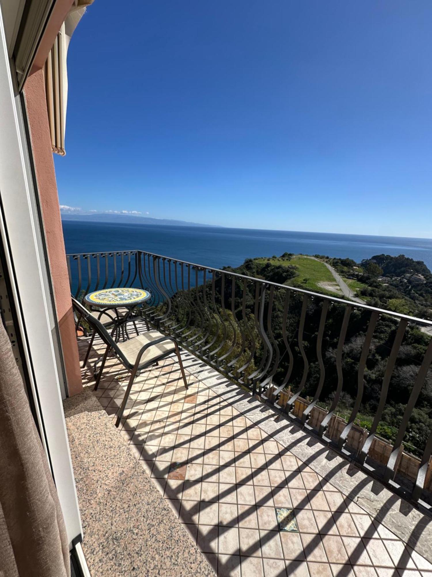 B&B Martina Taormina Eksteriør billede