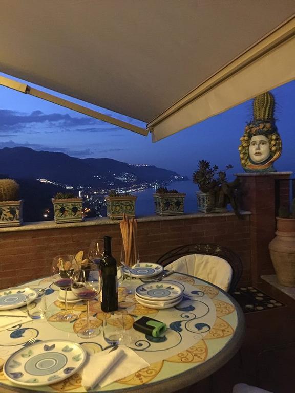 B&B Martina Taormina Eksteriør billede