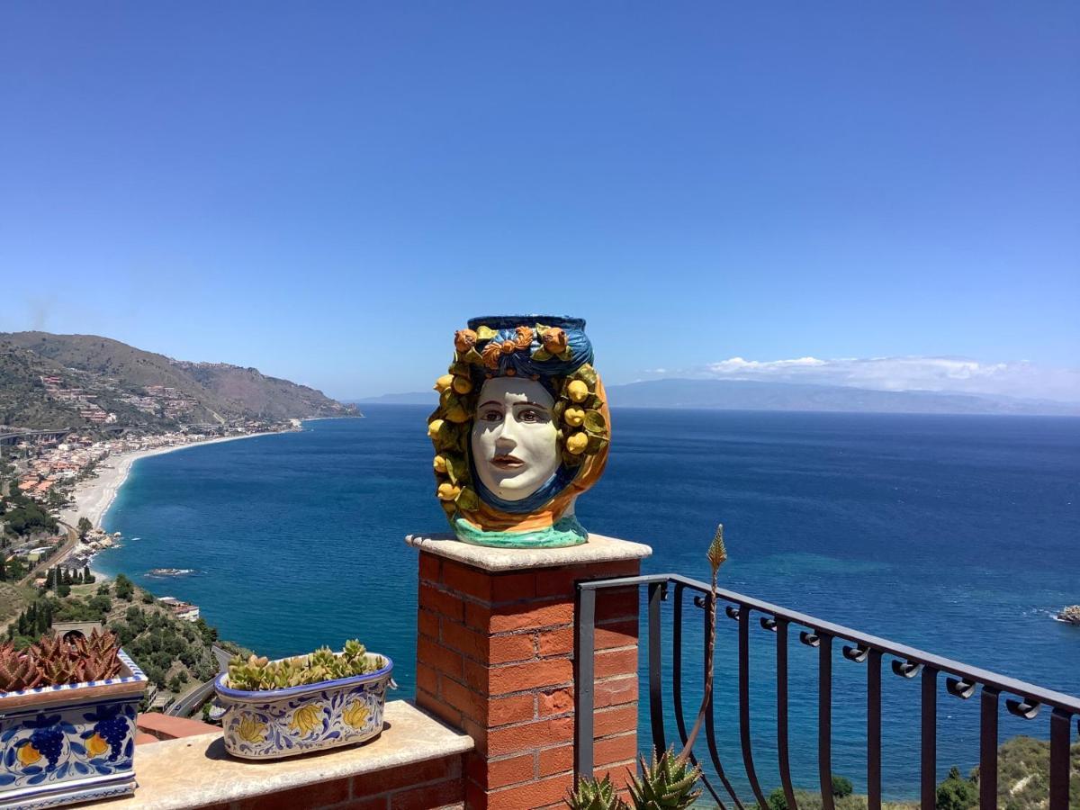 B&B Martina Taormina Eksteriør billede